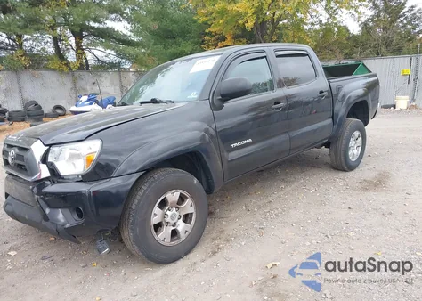 2015 Toyota Tacoma Base V6 из США, поврежденный, VIN 3TMLU4EN5FM203176